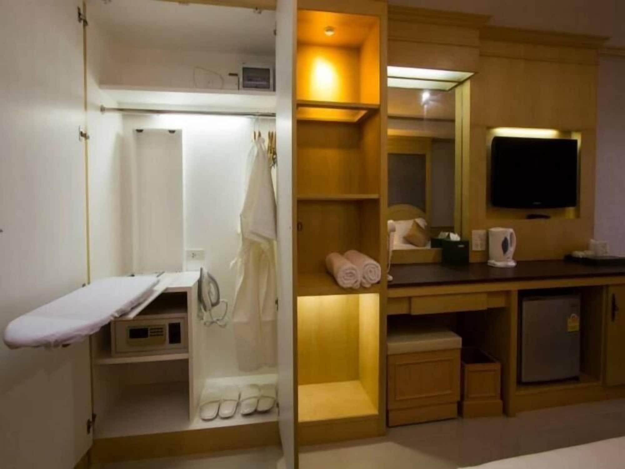 The Lion King Hotel Udonthani Εξωτερικό φωτογραφία