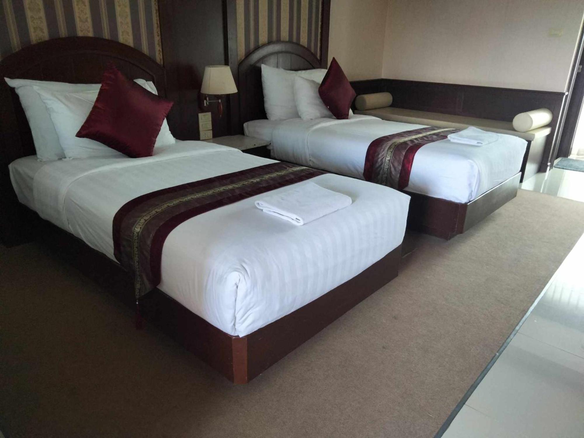 The Lion King Hotel Udonthani Εξωτερικό φωτογραφία